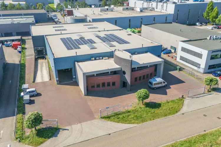 Bedrijfsruimte te koop of te huur Venlo 2360m2