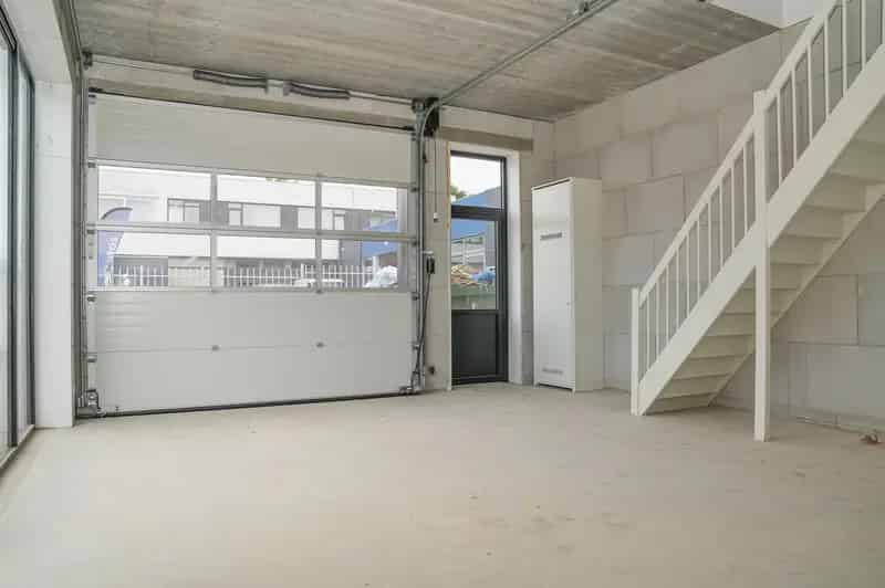 Bedrijfshal te Huur Den Bosch 97m² Energiezuinig