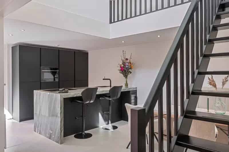 Huis te koop Den Bosch: Luxe woning Maaspoort met slaapkamer beneden