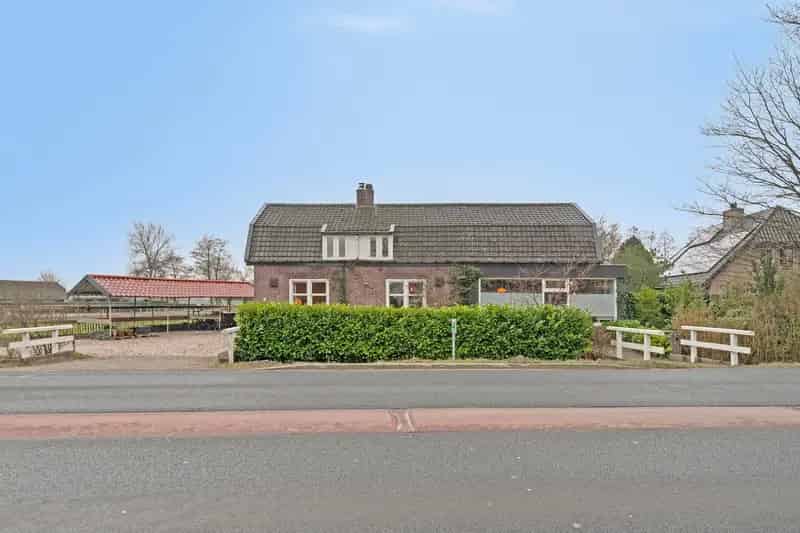 Zeer ruime woning met 6 slaapkamers Leusden