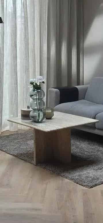 Travertin Tafel 70x70 cm - Zo goed als nieuw