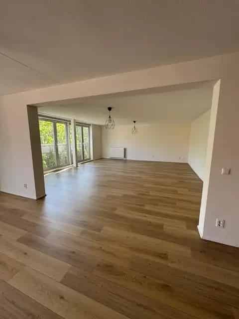 Te Huur: Ruim 4 Kamer Appartement 174m2 Den Haag