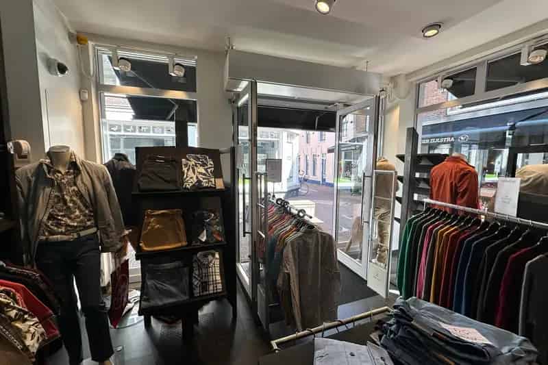 Winkel te Huur Sneek Galigastraat 88m2