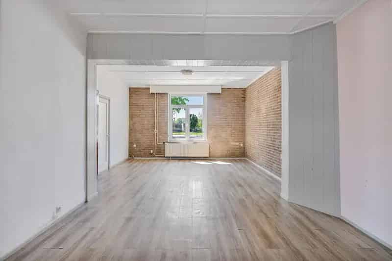 Halfvrijstaande woning Landgraaf 3 slaapkamers garage natuurgebied
