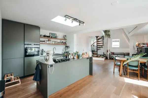 Luxe Maisonnette Amsterdam Zuid Dakterras Energielabel A