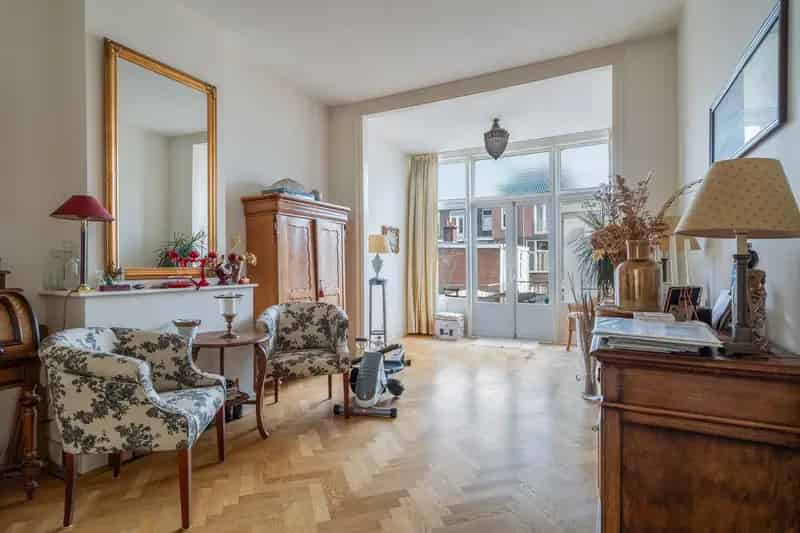 Unieke Dubbele Bovenwoning 194m² Regentessekwartier