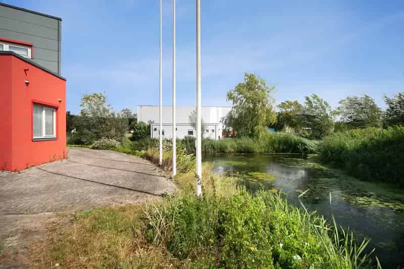 Bedrijfshal Akkrum 192m² Kantoorruimte Te Koop
