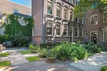 Utrecht Herenstraat Appartement Museumkwartier 2-kamer 40m2