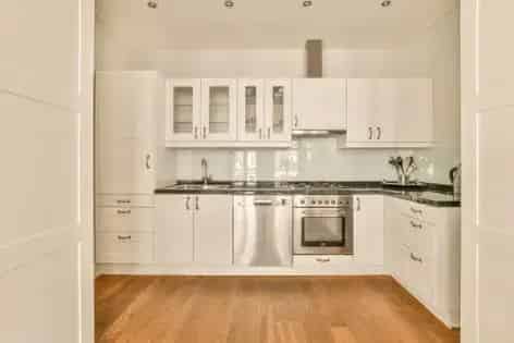 2 Kamer Appartement Amsterdam Zuid 67m2 Gemeubileerd