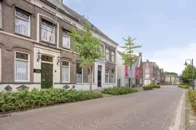 102m2 Kantoorruimte te Huur Veghel Centrum