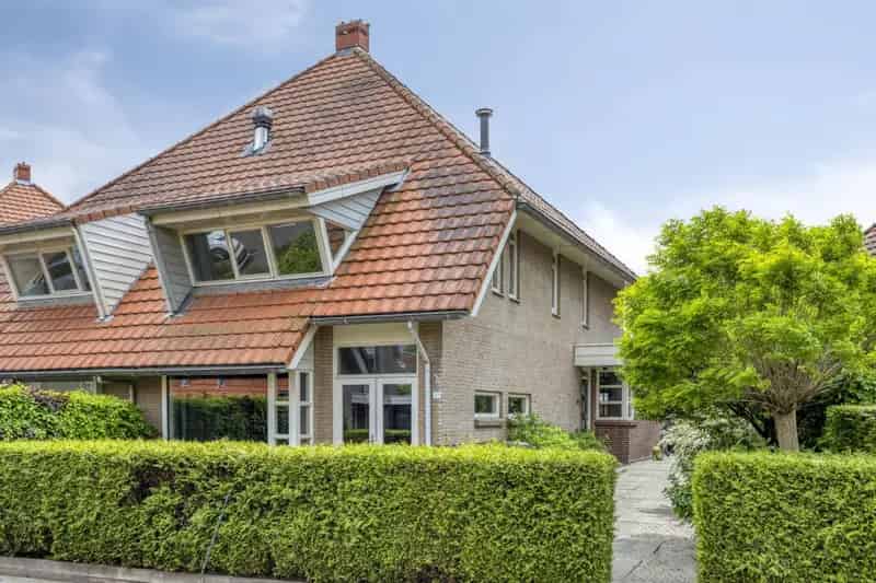 Ruime Tweekapper 174m2 Groene Kindvriendelijke Wijk