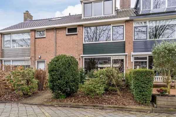 Gezinswoning Vleuten 4 slaapkamers serre tuin