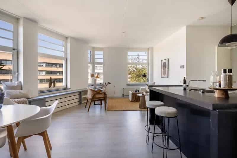 3 Kamer Appartement Rotterdam Nieuwe Westen 81m2 Parkeerplaats