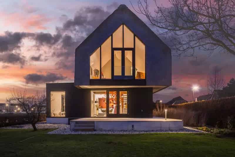 Luxe Villa aan het Water De Riethorst Arnhem