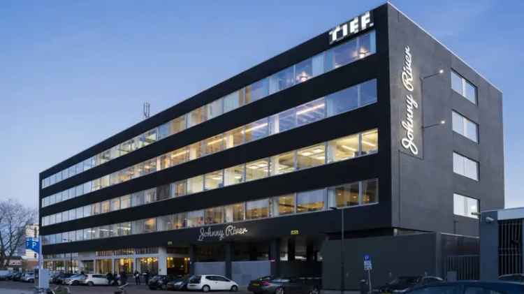 Kantoorruimte Amsterdam A2 A10 - 1124m² - Moderne Faciliteiten