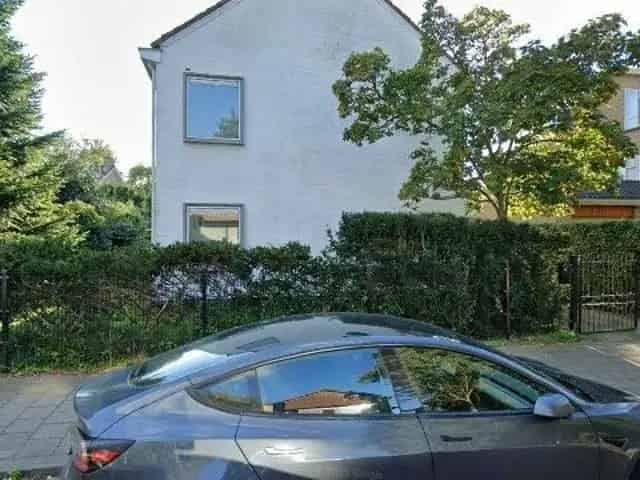 Vrijstaande Villa te huur Den Haag Ursulaland 6 slaapkamers