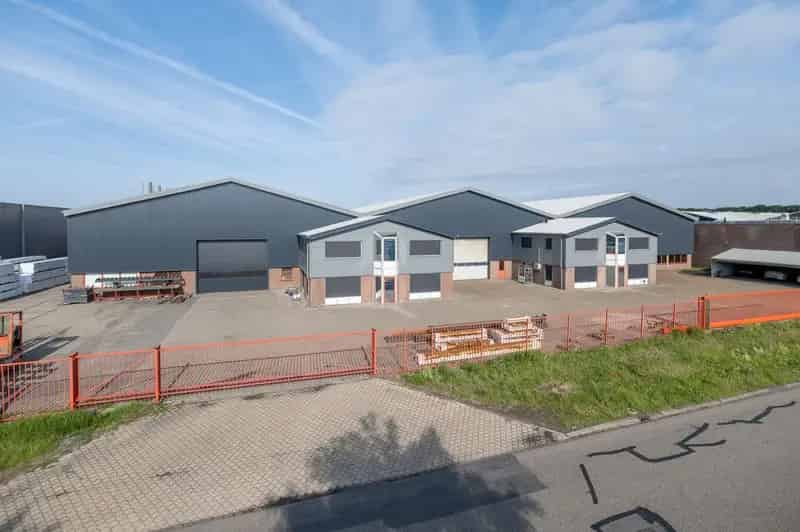 Bedrijfshal Ede te Huur 1250m² A30 A12