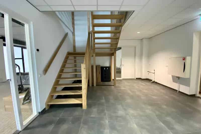 Bedrijfshal te huur Waalwijk Haven Zeven 2250m²
