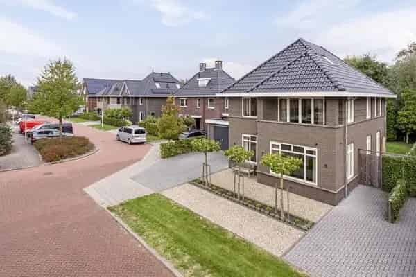 Luxe Villa Westwijk 4 slaapkamers 2 garages