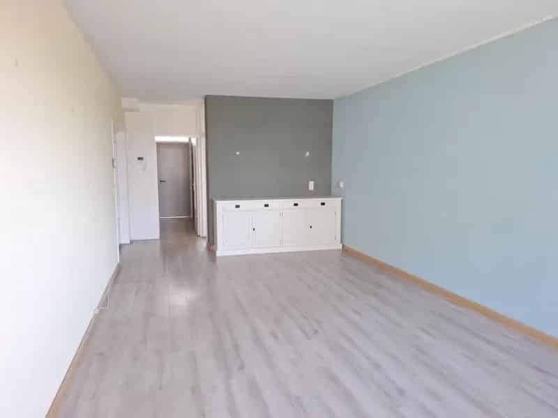 3 Kamer Appartement Ommoord 7e Verdieping Ruim Balkon