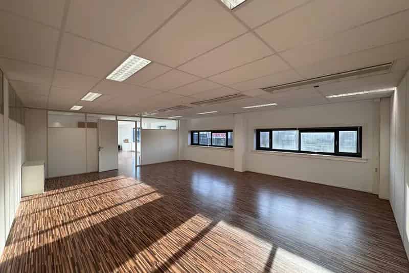 Kantoorruimte te huur Maarssen 1429m2 nabij A2