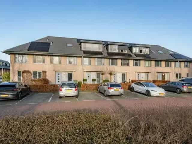 Ruime Eengezinswoning Westwijk 2  Amstelveen - 4 slaapkamers
