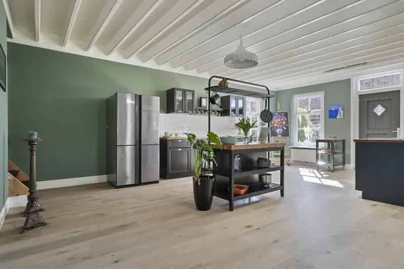 Huis met appartement Kolhorn: Rust, Ruimte en Waterzicht