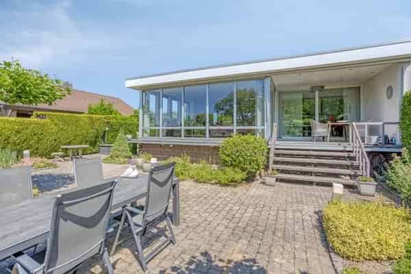 Uw Droomhuis Bunde: Ruime gelijkvloerse woning met uitzicht