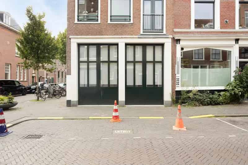 Gemeentelijk Monument 3-kamer Appartement Den Haag