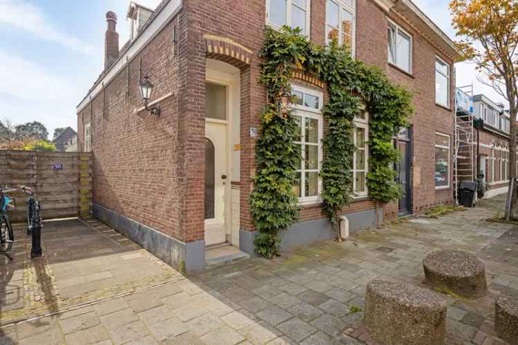 Eengezinswoning Te Koop in Voorschoten, Zuid-Holland