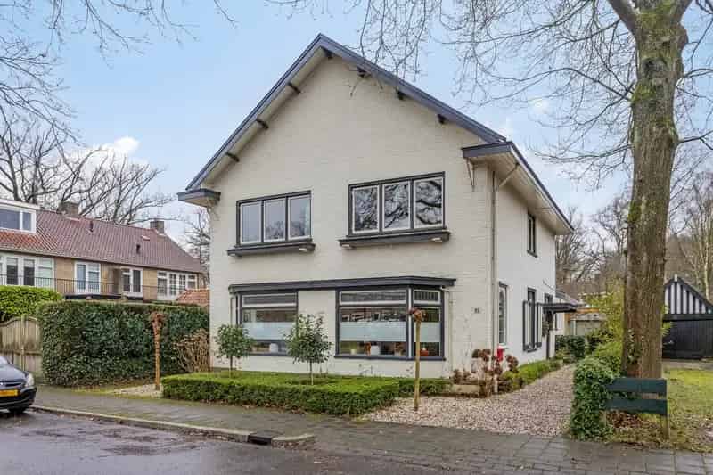 Huis te koop Apeldoorn 5 slaapkamers grote tuin