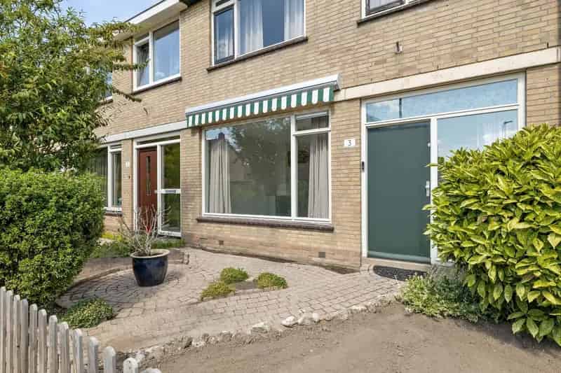 Huis te koop: Stalnet 3 3192 DJ Hoogvliet Rotterdam | Funda