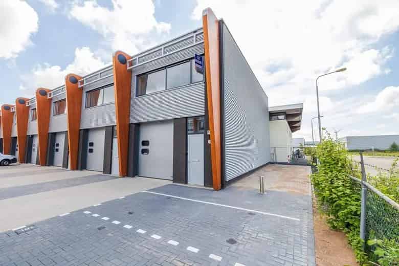 83m2 Kantoorruimte te Huur Alphen aan den Rijn