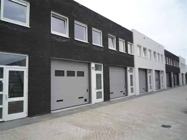 Bedrijfshal te huur Waalre 120m²
