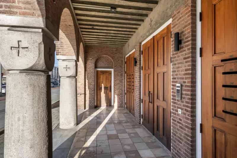 Luxe Maisonnette Baumannkerk Rotterdam 84m2