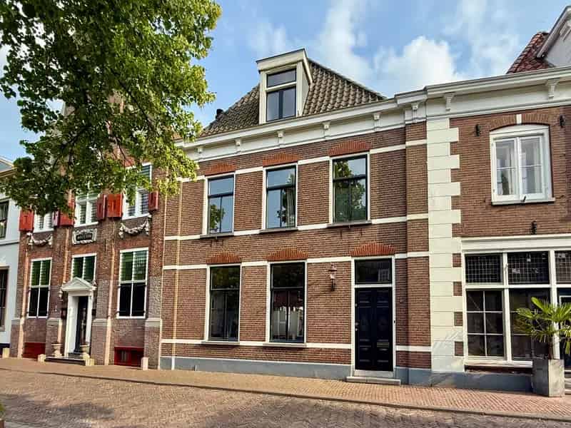 Huis te koop Amersfoort Havik 23: Grachtenpand met charme