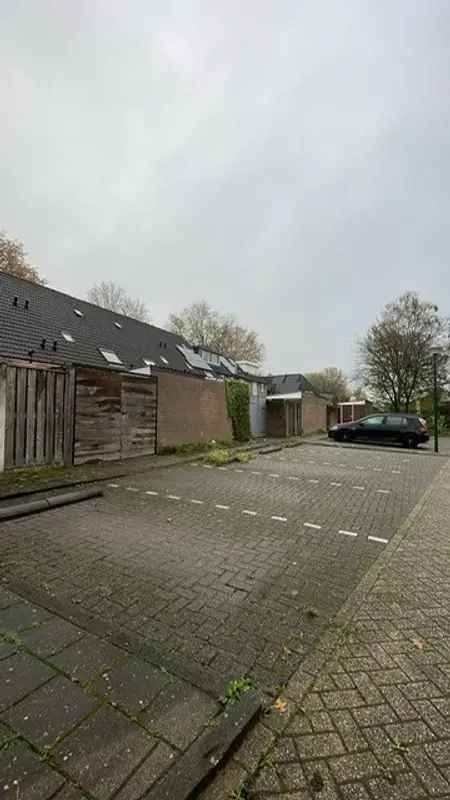 Eengezinswoning Te Koop in Kaatsheuvel, Noord-Brabant