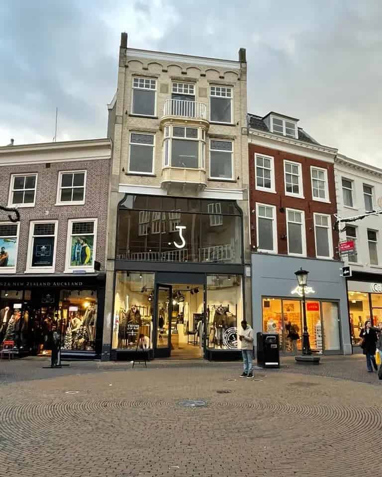 Winkel te huur Utrecht Steenweg 60