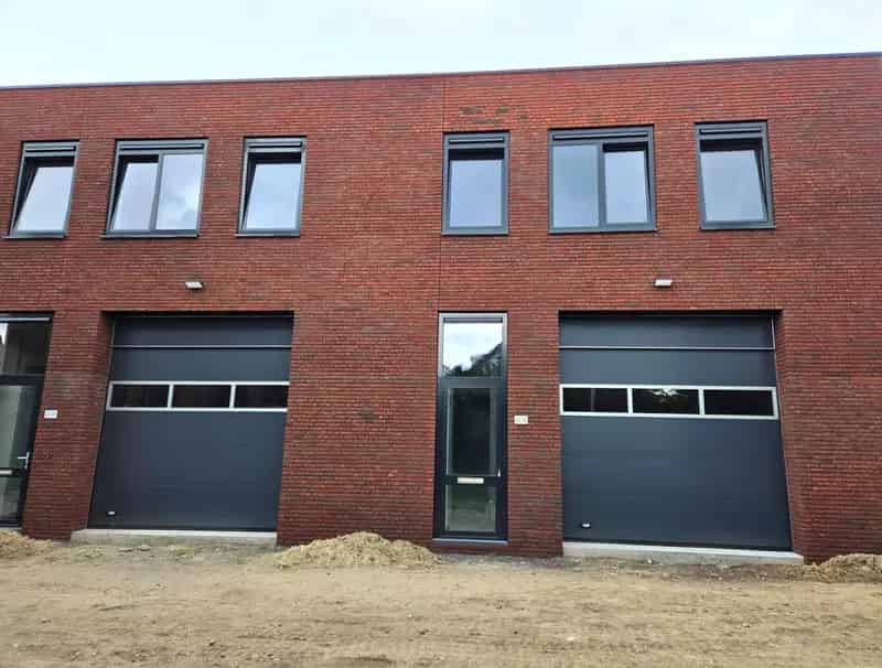 Bedrijfshal Schiphol Rijk te Huur 141m²