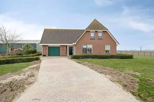 Vrijstaande Villa Zwijndrecht 5 slaapkamers 185m2