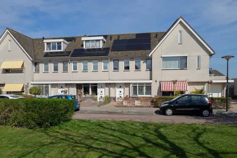 Huis te koop Heemskerk Broekpolder 3 slaapkamers tuin veranda