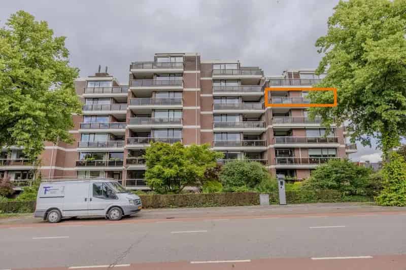 Appartement 5e Verdieping Ruim Balkon Berging Parkeerplaats