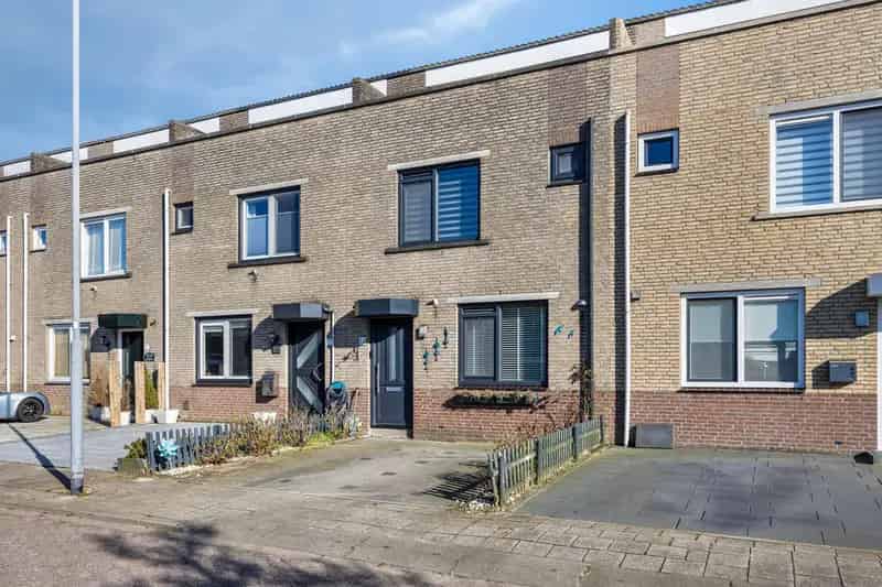 Moderne Eengezinswoning Rotterdam Oud IJsselmonde 4 slaapkamers