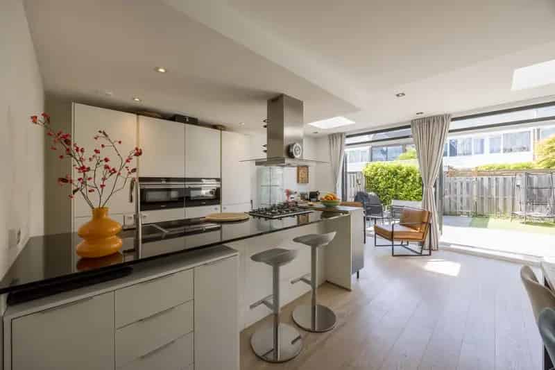 Huis te Koop Amstelveen 6 Slaapkamers 2 Badkamers