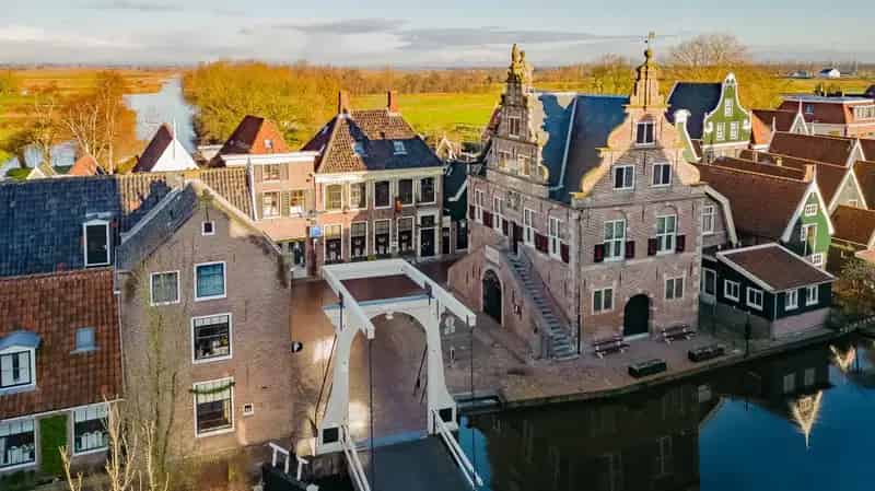 Monumentale Horeca De Rijp: Restaurant Oudejans met Bovenwoning