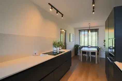 3 Kamer Appartement Amsterdam Oost 100m2 Gemeubileerd