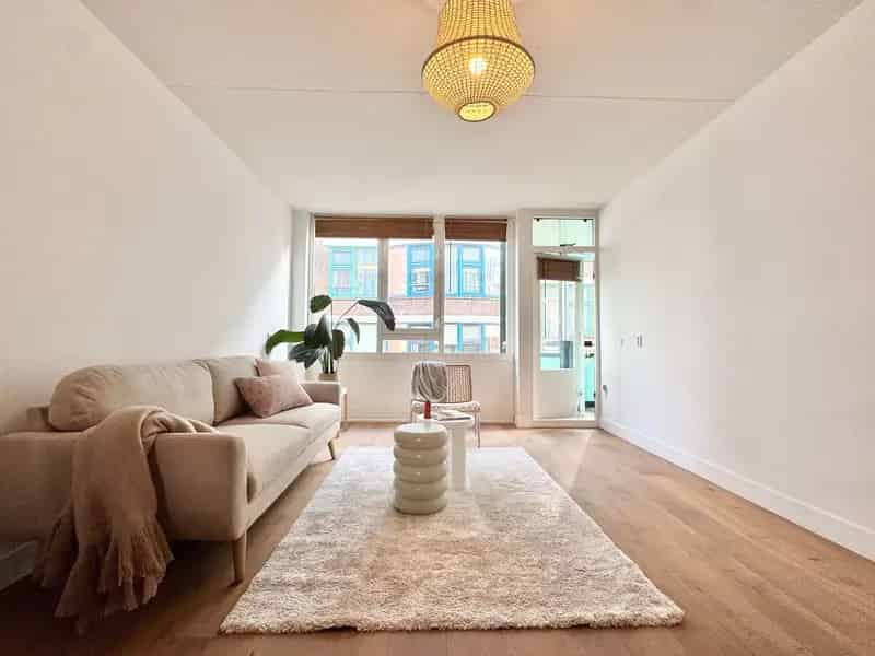 Appartement te koop: Sint Antoniesbreestraat 104 1011 HB Amsterdam 