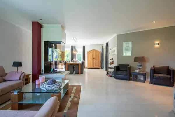 Vrijstaande Semibungalow Heerlen: Zwembad, Tuin & Levensloopbestendig