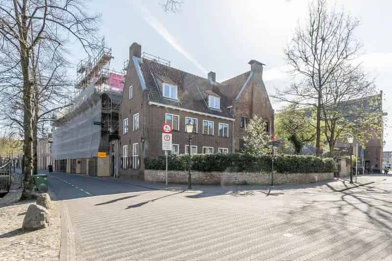 6 Slaapkamers Herenhuis Amersfoort Tuin Parkeerplaatsen