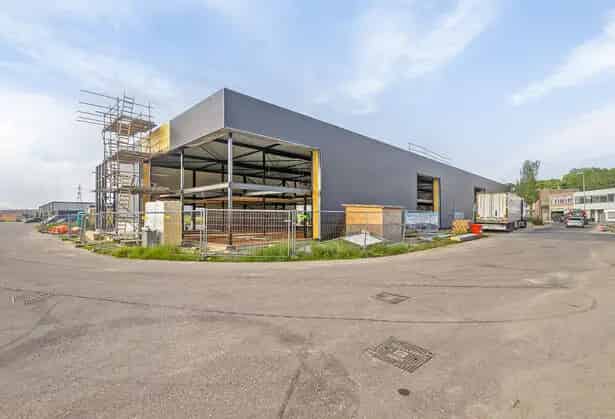 Bedrijfshal Rotterdam Hordijk-West te koop